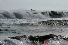 Waspada gelombang hingga 2,5 meter di perairan barat Aceh