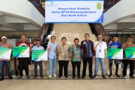 Ketua RT se Kota Banjarmasin dapat bantuan kartu BPJS dari Bank Kalsel