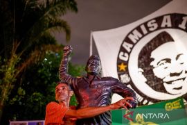 Pele sang legenda sepak bola Brasil meninggal dunia