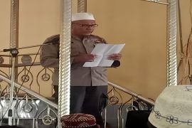 Jumat Curhat, Kanit Intel Polsek Barumun Tengah jadi Khatib Shalat Jumat