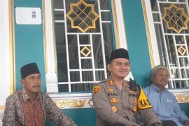 Kapolres Langkat pamit kepada jamaah masjid Al Ikhwan