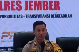 Jelang malam tahun baru, Polres Jember lakukan penyekatan kawasan kota