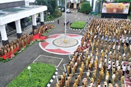 Apel awal tahun, Gubernur Khofifah minta ASN Jatim percepat realisasi APBD 2023