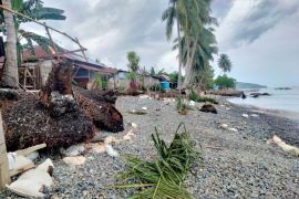 DPRD Gorut harap aspirasi abrasi pantai cepat ditanggapi