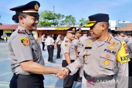 Kapolresta Banjarmasin ajak anggota syukuri kenaikan pangkat dengan peningkatan kinerja