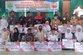 SKK Migas-PetroChina bantu biaya pendidikan bagi 925 siswa di Tanjabtim