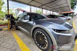 Ramah lingkungan, PLN Situbondo terus perkenalkan kendaraan listrik