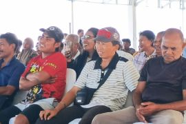 Pemkab Biak Numfor bantu modal usaha 10 penjual ikan