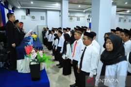 KPU lantik PPK dan tanda tangani Fakta Integritas
