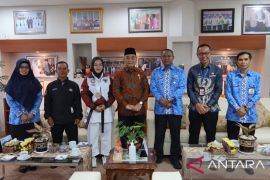 Bupati HSS harapkan KORMI terus bina bibit atlet