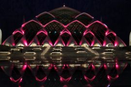 8 masjid ikonik rancangan Ridwan Kamil