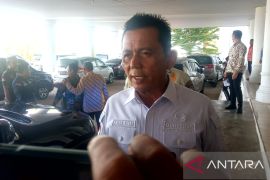 Gubernur Ansar ingatkan warga patuhi prokes meski PPKM dicabut