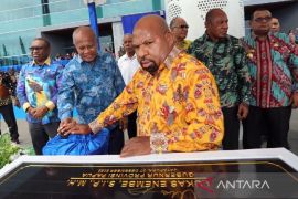 Kemarin, Lukas Enembe tersangka hingga penahanan Sambo diperpanjang