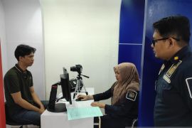 Imigrasi Agam berikan layanan Paspor Simpatik peringati HBI ke-73