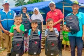 PLN dukung anak Cianjur kembali ke sekolah pascagempa