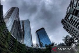 BMKG prakirakan cuaca kebanyakan kota besar Indonesia berawan dan hujan ringan pada Rabu