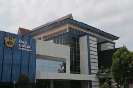 Bea Cukai Batam himpun penerimaan negara Rp4,94 triliun pada 2022