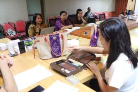 Dekranasda Denpasar ajak IKM gunakan ruang berpromosi di mal