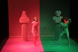 'BullyBully' karya Maas Theater en Dans  tampil di Taman Budaya Jambi