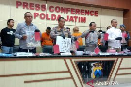 Hampir satu bulan, Polisi bekuk tiga perampok di rumah dinas Wali Kota Blitar