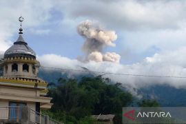 Dalam lima hari, Marapi erupsi sebanyak 134 kali