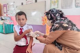 Dinkes Sulsel tunggu hasil uji laboratorium Warga dicurigai KLB Pertusis