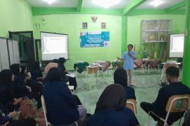 PWI Sidoarjo gelar safari jurnalistik di SMK Plus NU Sidoarjo