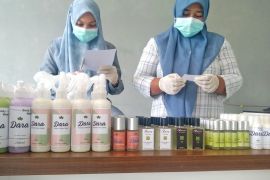 Ini 13 produk turunan nilam SIKIM Aceh Jaya