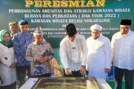 Menteri Sandi resmikan Wisata Religi Sokarajjeh Situbondo