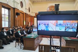 JPU bacakan dakwaan lima terdakwa kasus kerusuhan Kanjuruhan secara bergantian
