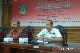 Disbud: Keluarga jadi kunci budaya berbahasa Bali