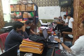 Dua oknum wartawan peras 17 kepala desa