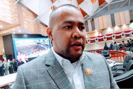 DPRD Kaltim minta Disnakertrans awasi perusahaan untuk batasi tenaga kerja asing