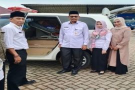 Dinsos Tanah Bumbu pulangkan lansia terlantar asal Kotabaru