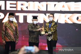 "Makin Berani"  tagline untuk prestasi Kabupaten Bekasi