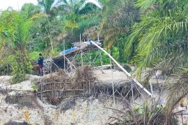 Polres Merangin gerebek penambangan emas ilegal