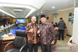 Wawako Padang Sidempuan hadiri  RUPS Luar Biasa Bank Sumut di Medan