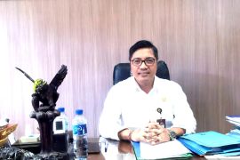 Pemkab Buleleng perbaiki jalan ke pura agar perjalanan ibadah lancar