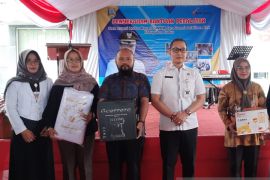 Pemkab Kudus berikan bantuan peralatan untuk 225 pelaku UMKM
