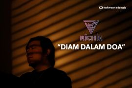 Inilah kerinduan Richie tertuang "Diam Dalam Doa"