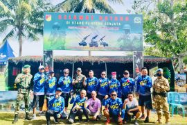 Korem 133/Nani Wartabone pamerkan alutsista peringati Hari Patriotik