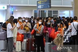 Bali welcomes back first flight from China after Covid-19 rules ease