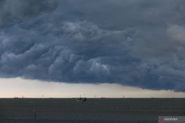 Hujan lebat berpeluang mengguyur sebagian besar wilayah di Indonesia