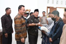 1.763 nelayan terdampak cuaca ekstrem di Lombok Utara dapatkan bantuan