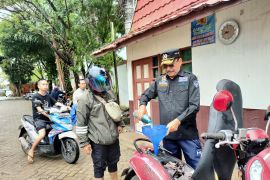 Ketua DPRD Kalsel sediakan nasi 5.000 jamaah Haul Guru Sakumpul