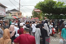 Jamaah merasa terobati rindu bisa hadir di acara haul Guru Sekumpul