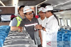 Minister assures continued oversight of high-speed railway project