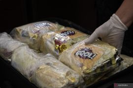 Asik nyantai di warkop, pria Mila diringkus Sat Res Narkoba Polres Pidie