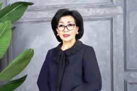 Triweka advokat yang terjun ke wisata halal