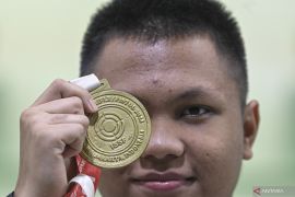 SEA Games 2025 - Menembak tambah emas lewat Iqbal dan Arista